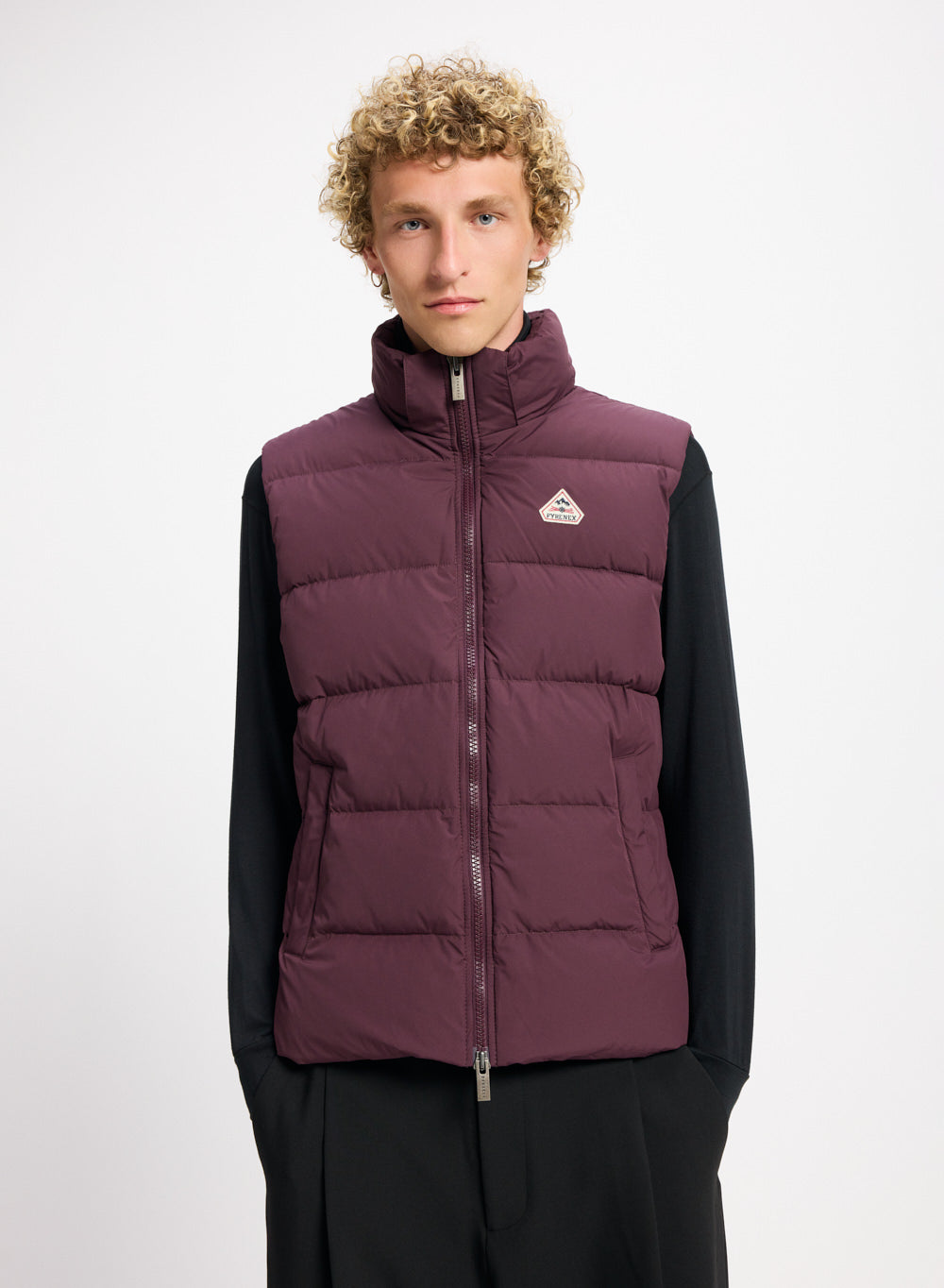 Spoutnic men's sleeveless down jacket with removable hood | Pyrenex EN