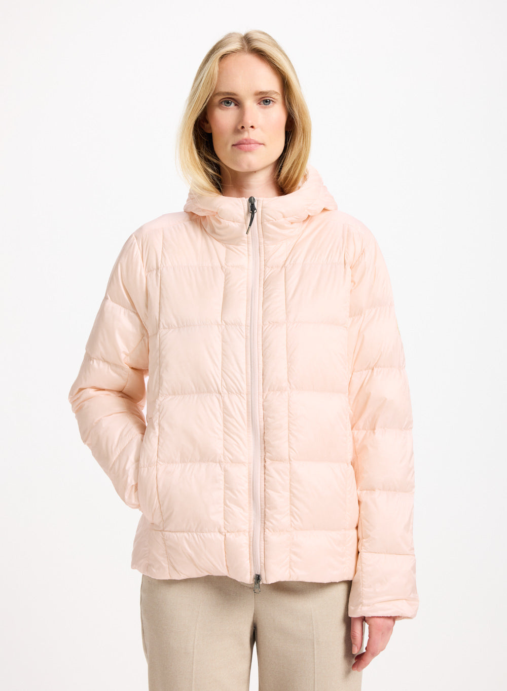 Bassia Ultraleichte Daunenjacke mit Kapuze für Damen Pyrenex DE