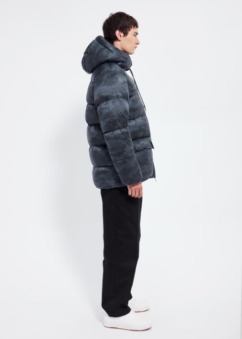Men winter hooded down jacket with camouflage print Evolve | Pyrenex EN