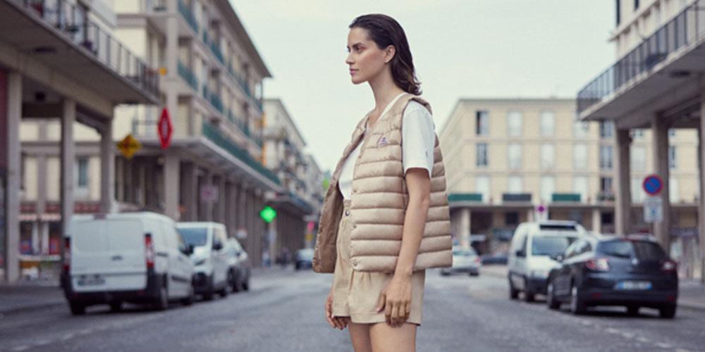 The advantages of women's sleeveless down jackets