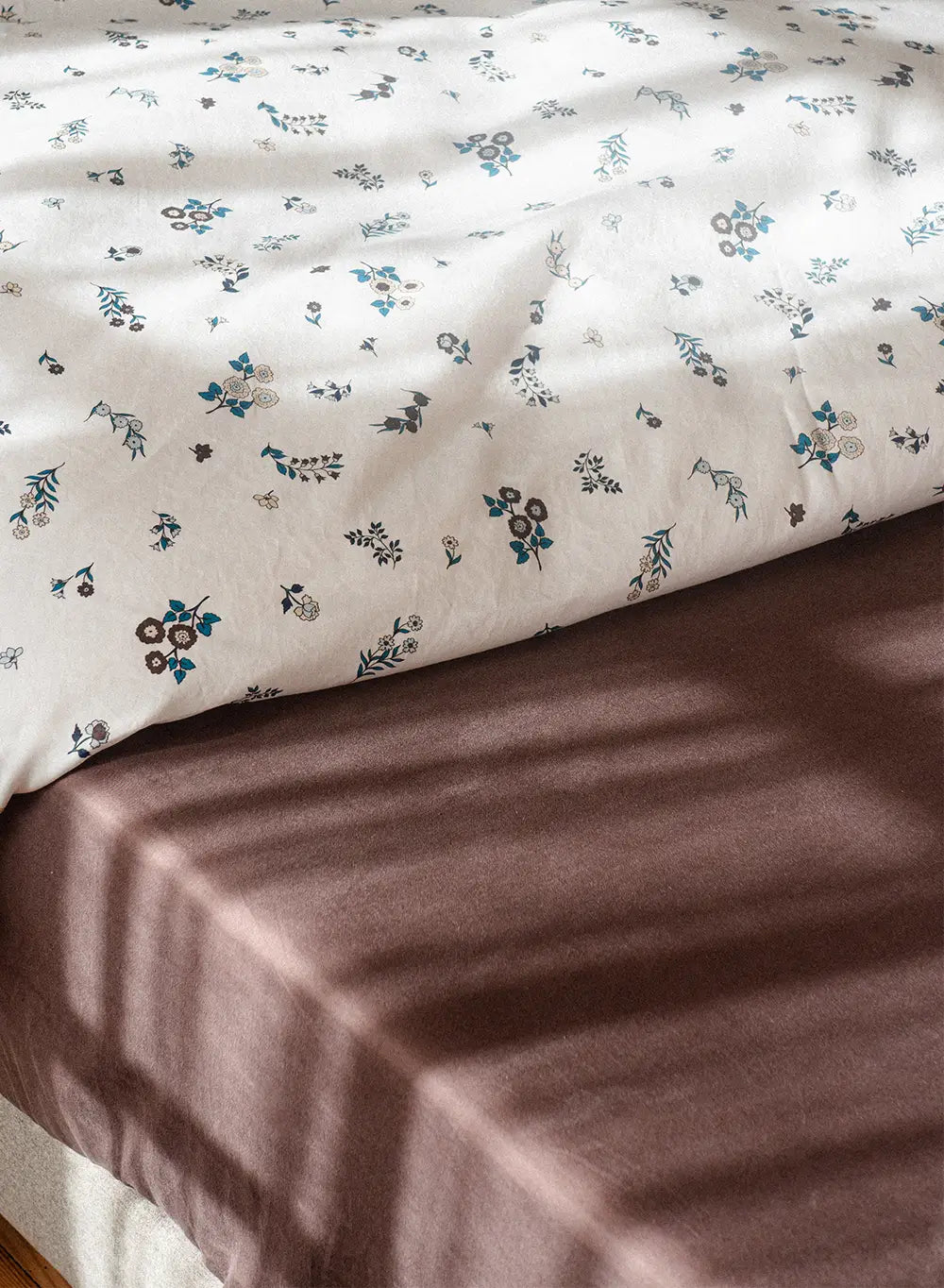 Drap housse Lily uni marron chocolat en coton et TENCEL™ Lyocell