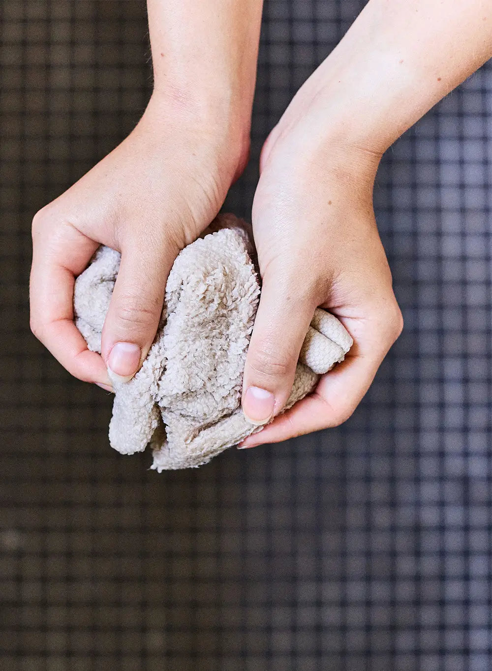 Set de deux gants de toilette écru Hana