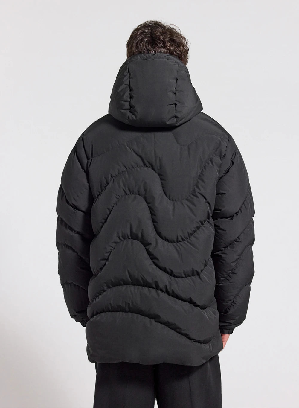 Pyrenex Mourtis men’s hooded down jacket in black-4