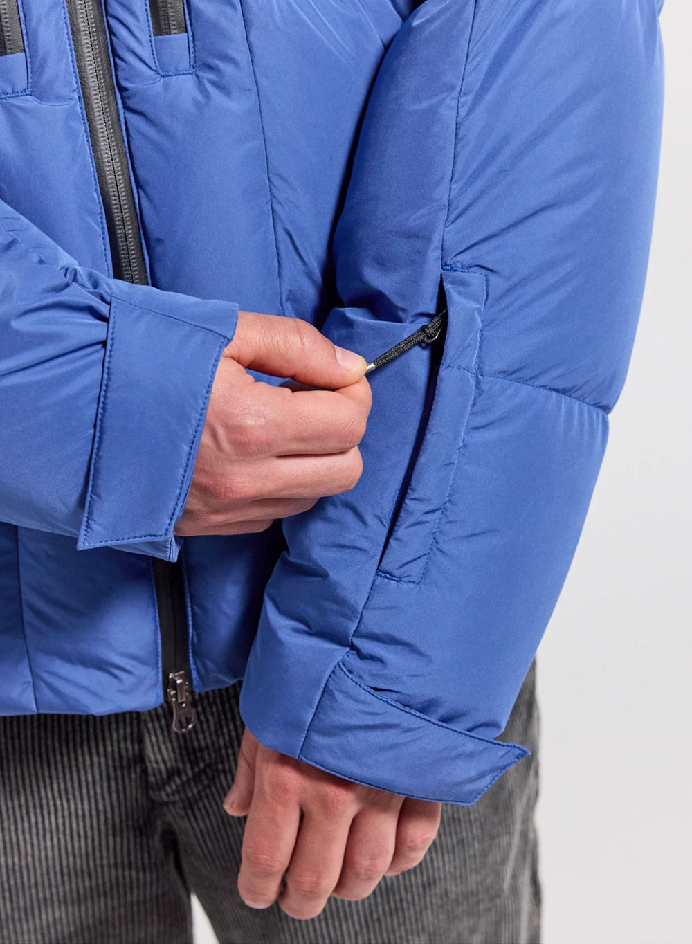 Doudoune à capuche homme Pyrenex Impulse bleu électrique