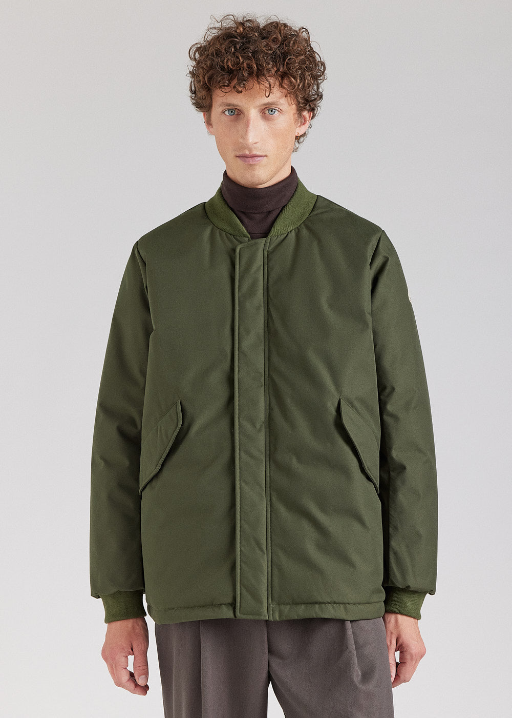 Pyrenex Soulom Daunenjacke in tiefem Khaki-1