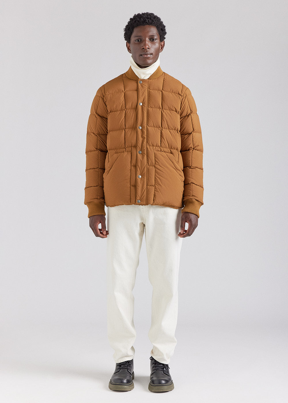 Pyrenex Flight Herren-Daunenjacke mit quadratischen Nähten in Bronzebraun-2