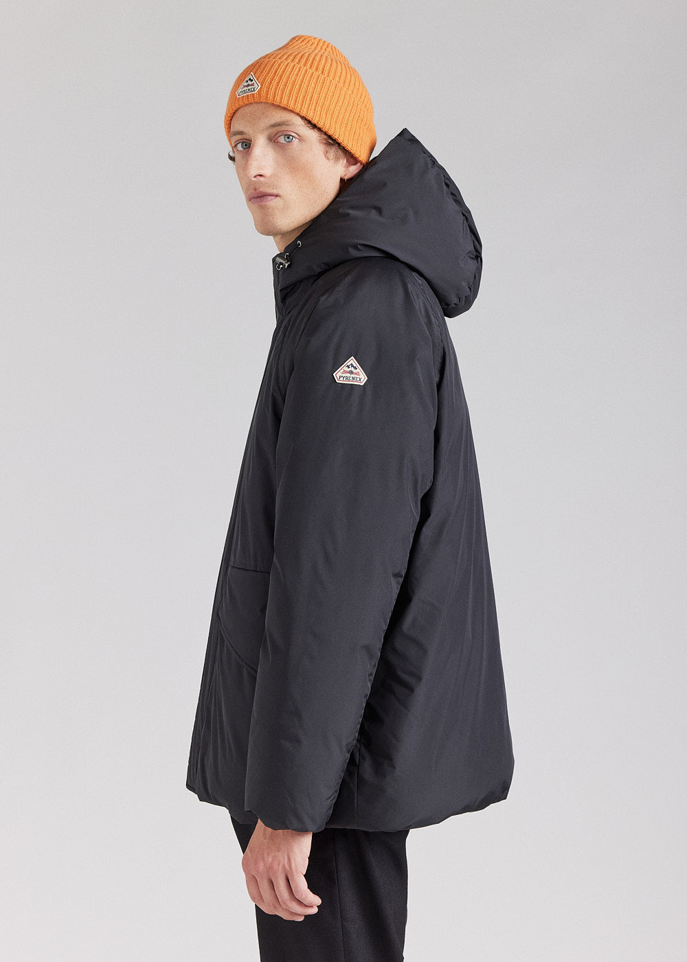 Pyrenex Covert Herren-Kurzparka aus natürlichen Daunen in Schwarz-3