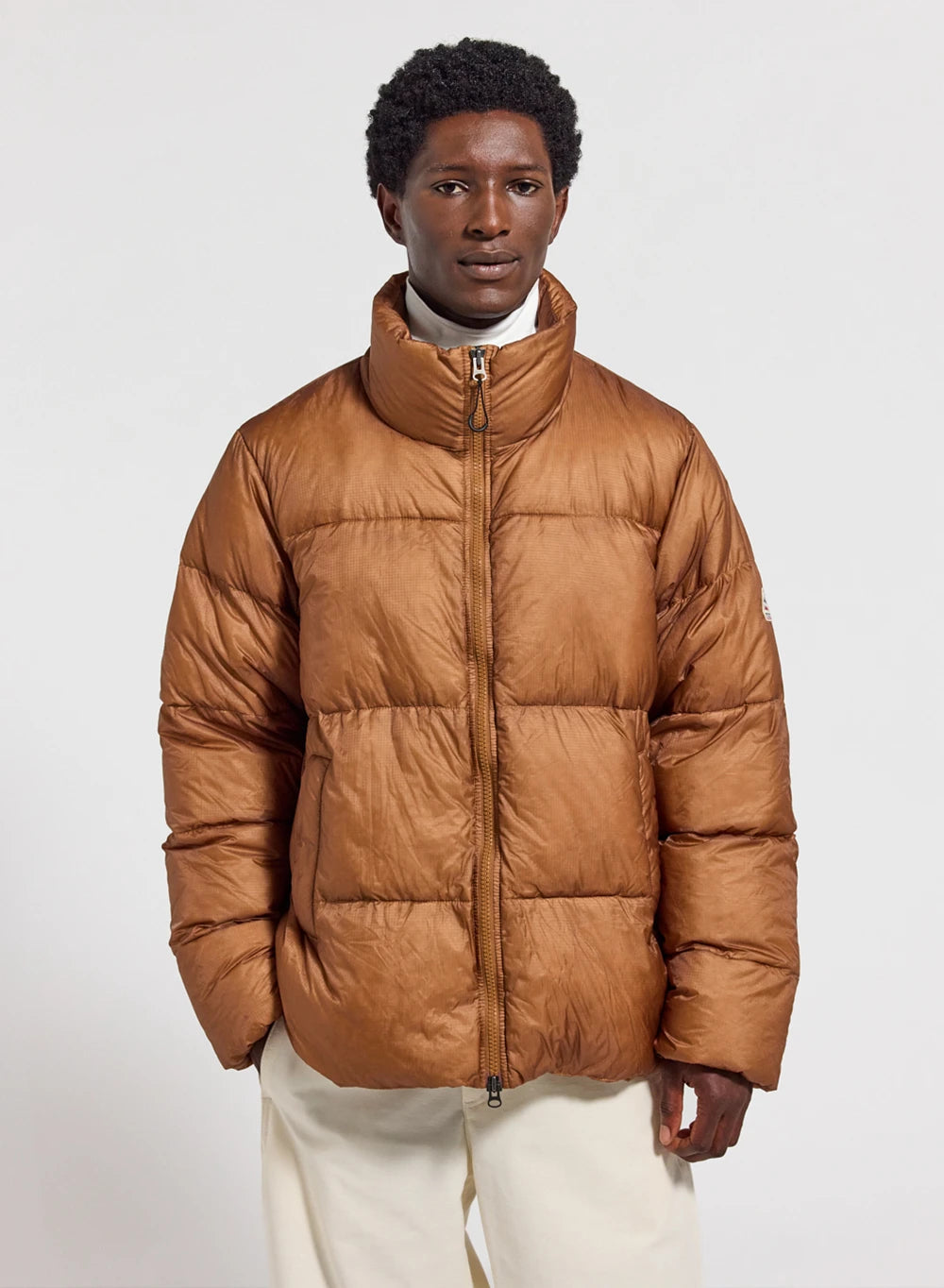 Plumífero unisex cálido Pyrenex Shift Ripstop marrón claro