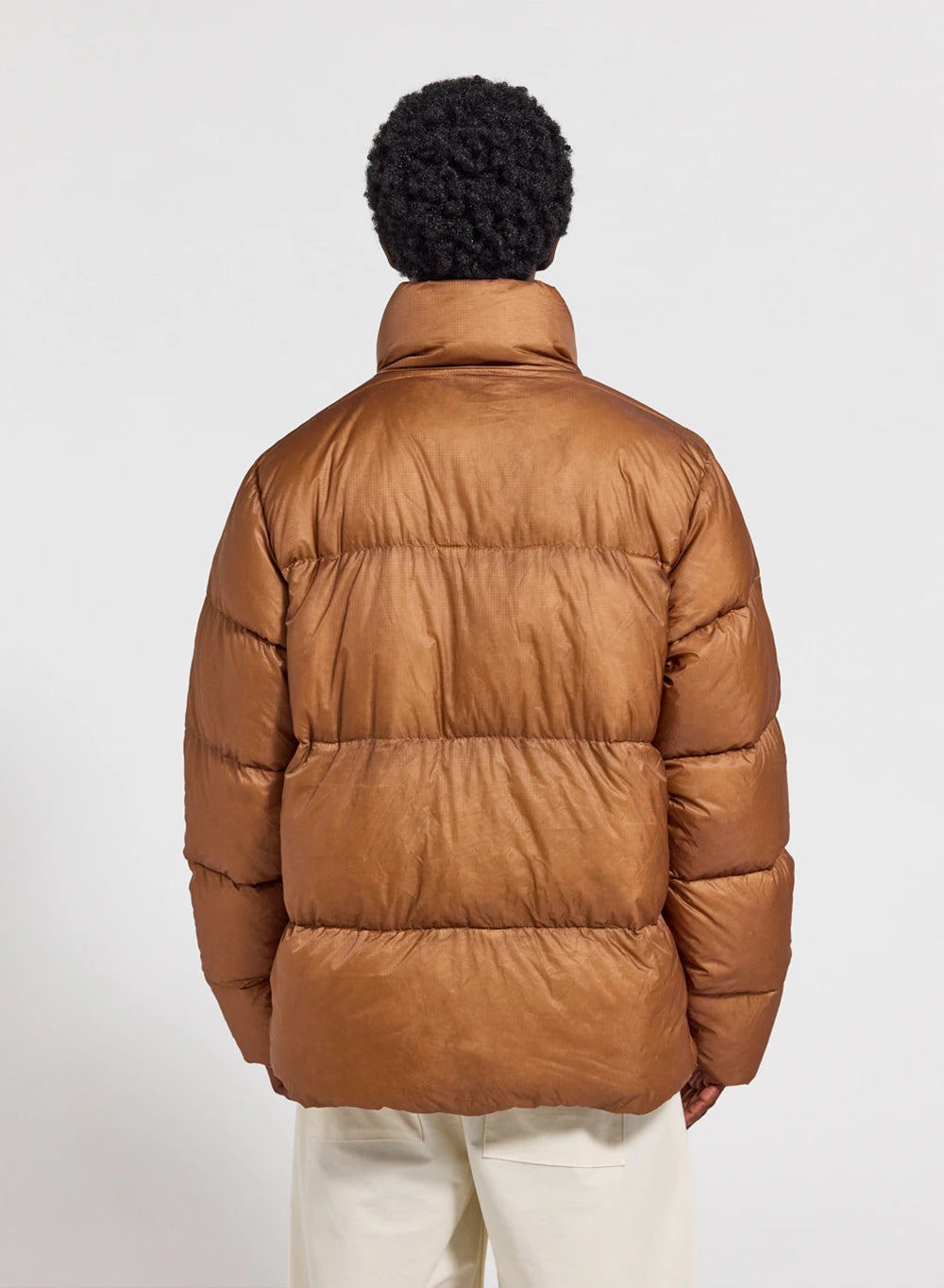 Chaqueta de plumón unisex cálida Pyrenex Shift Ripstop marrón claro-4