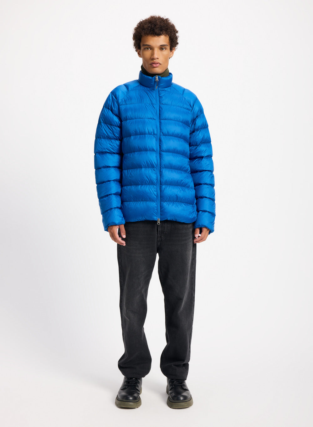 Men's Pyrenex Arial lightweight packable down jacket blue-2