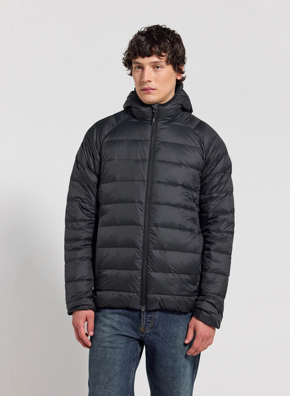 Ultraleichte Kapuzen-Daunenjacke Pyrenex Guzet schwarz-1