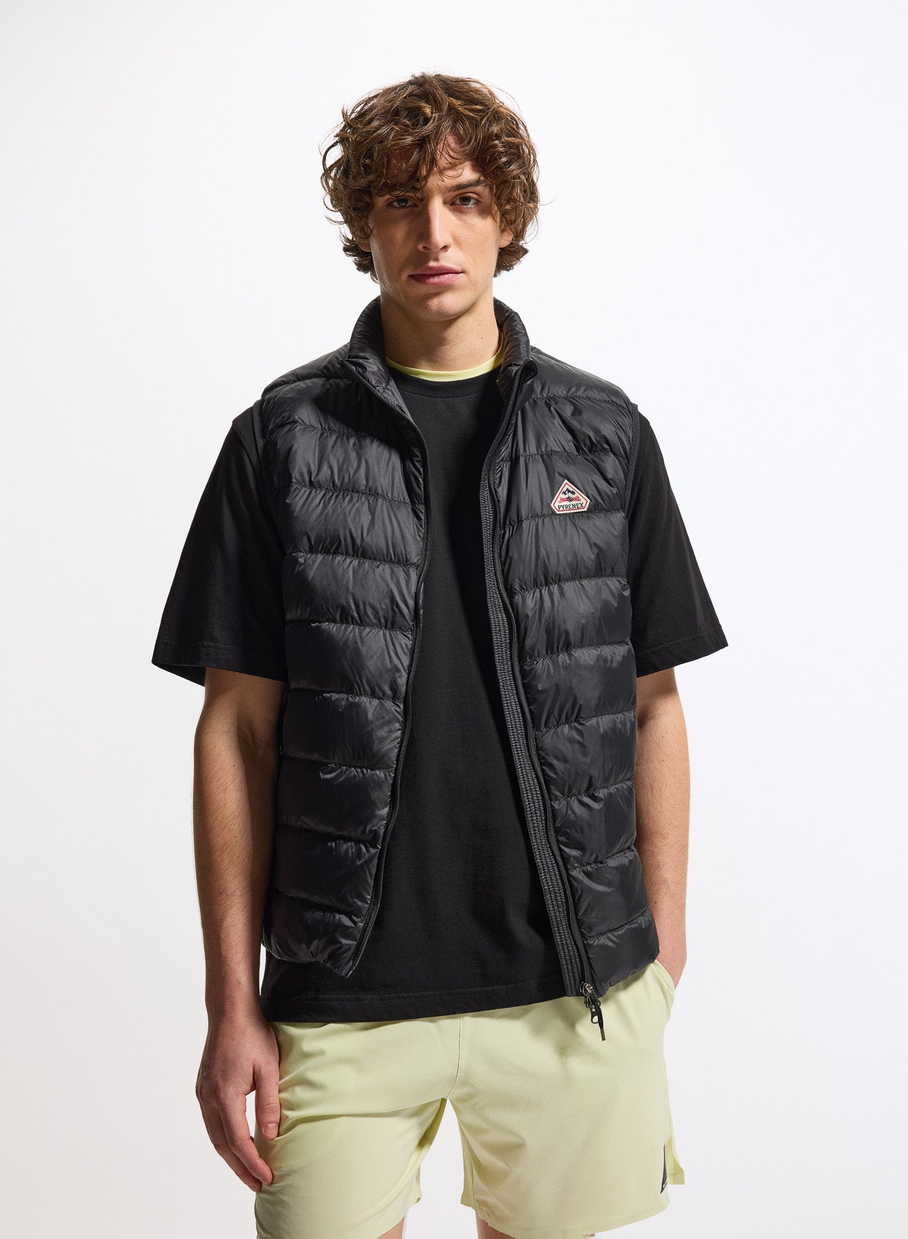 Doudoune légère sans manches Pyrenex Guzet noire-4