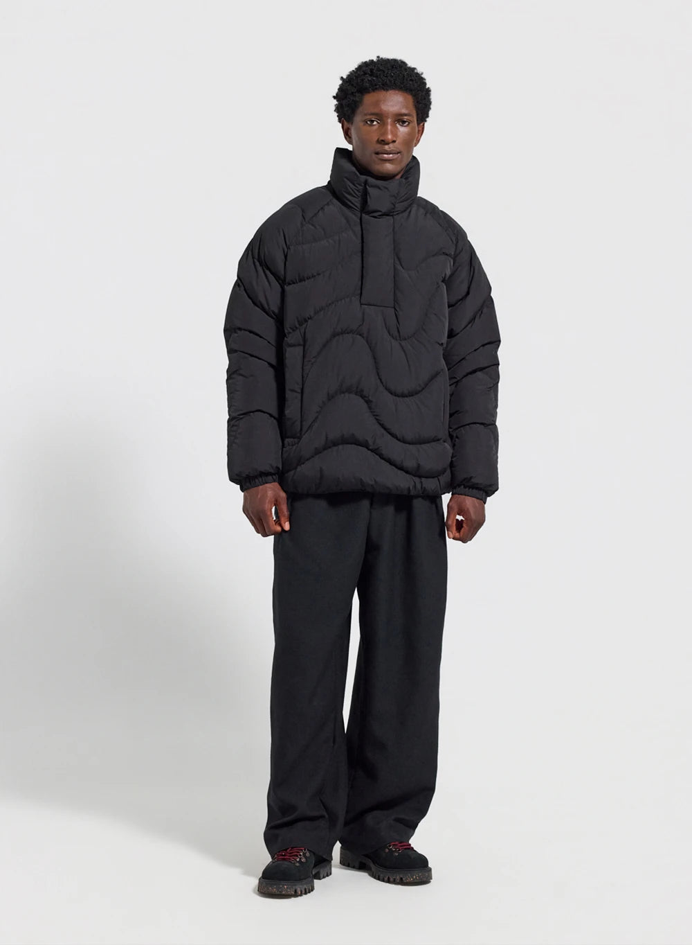 Pyrenex Cairns unisex black down jacket-3