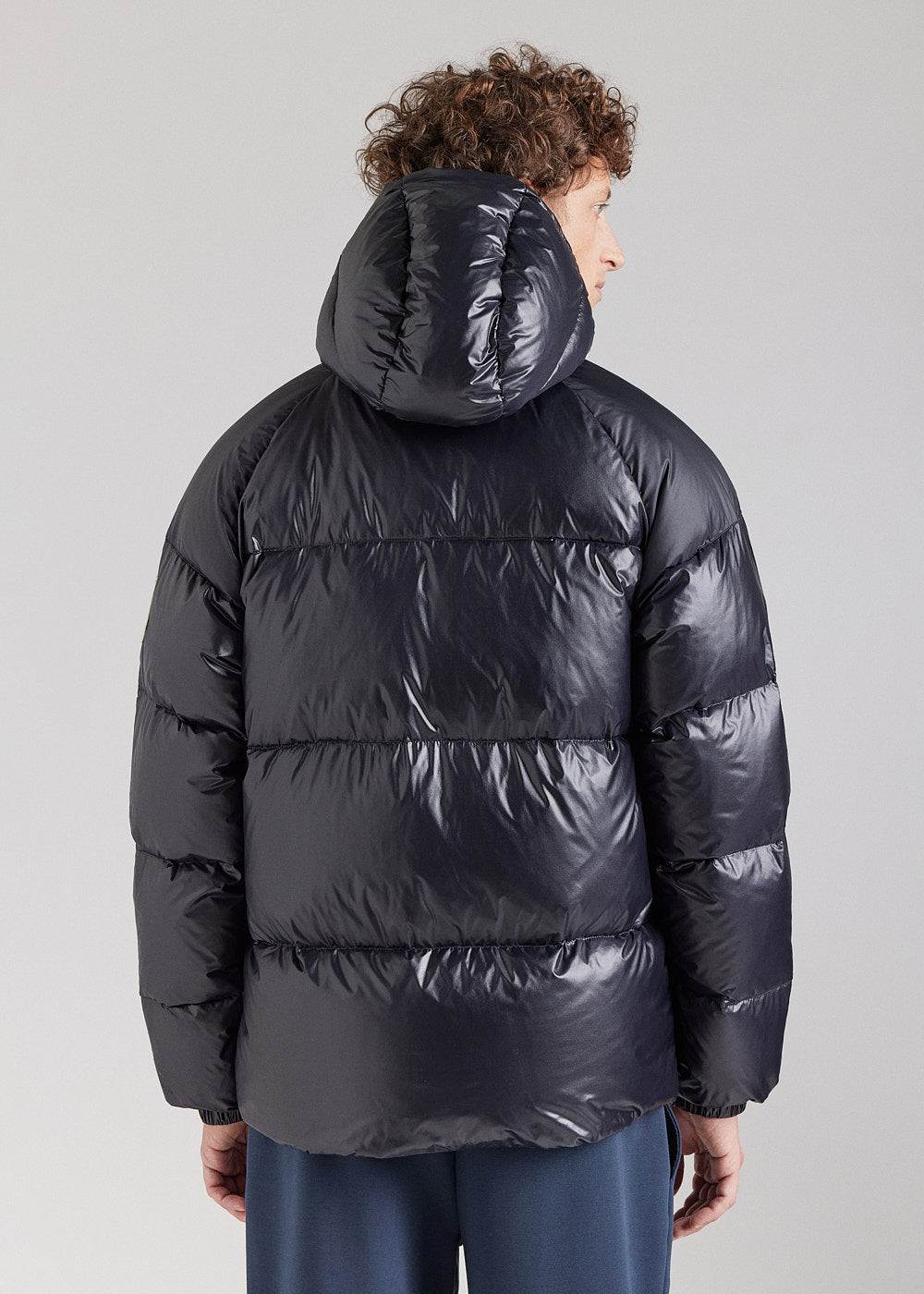 Pyrenex Sten hooded unisex down jacket black-10