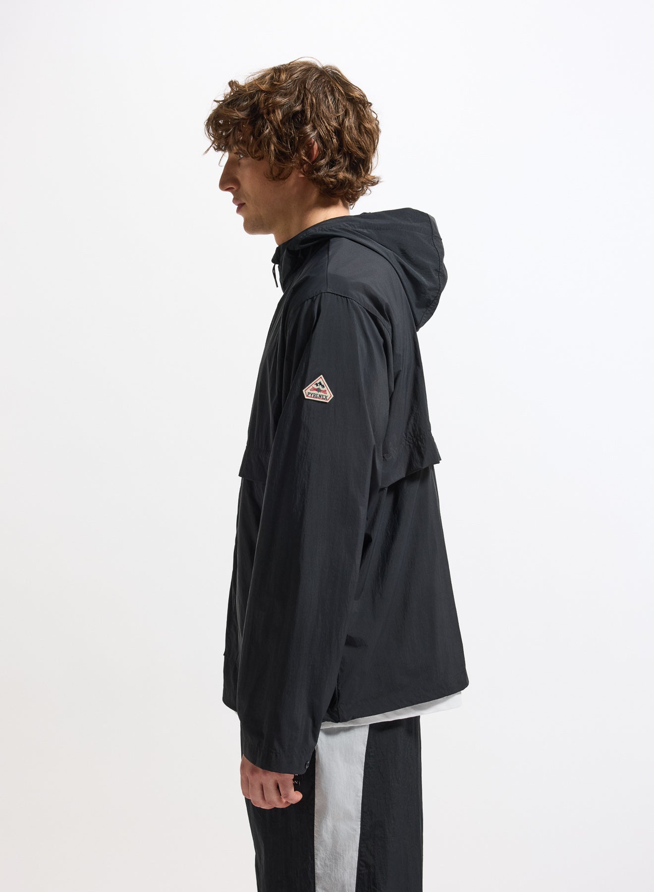 Coupe-vent homme à capuche Pyrenex Soulere noir