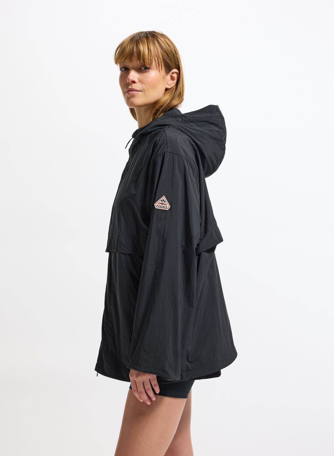 Coupe-vent femme à capuche Pyrenex Soulere noir