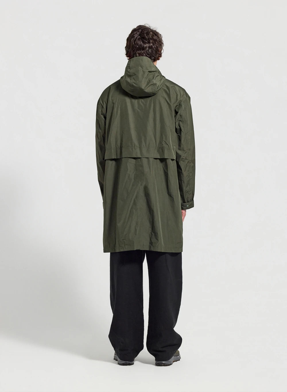 Pyrenex Eissaure unisex long waterproof parka in khaki-7