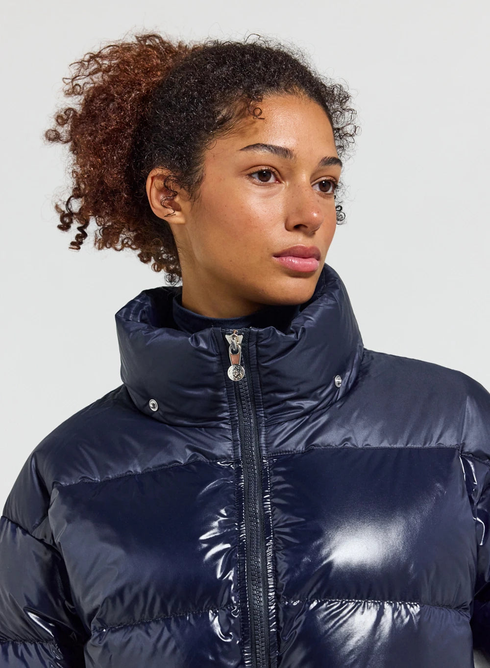 Doudoune brillante à capuche femme Pyrenex Alexa bleu marine
