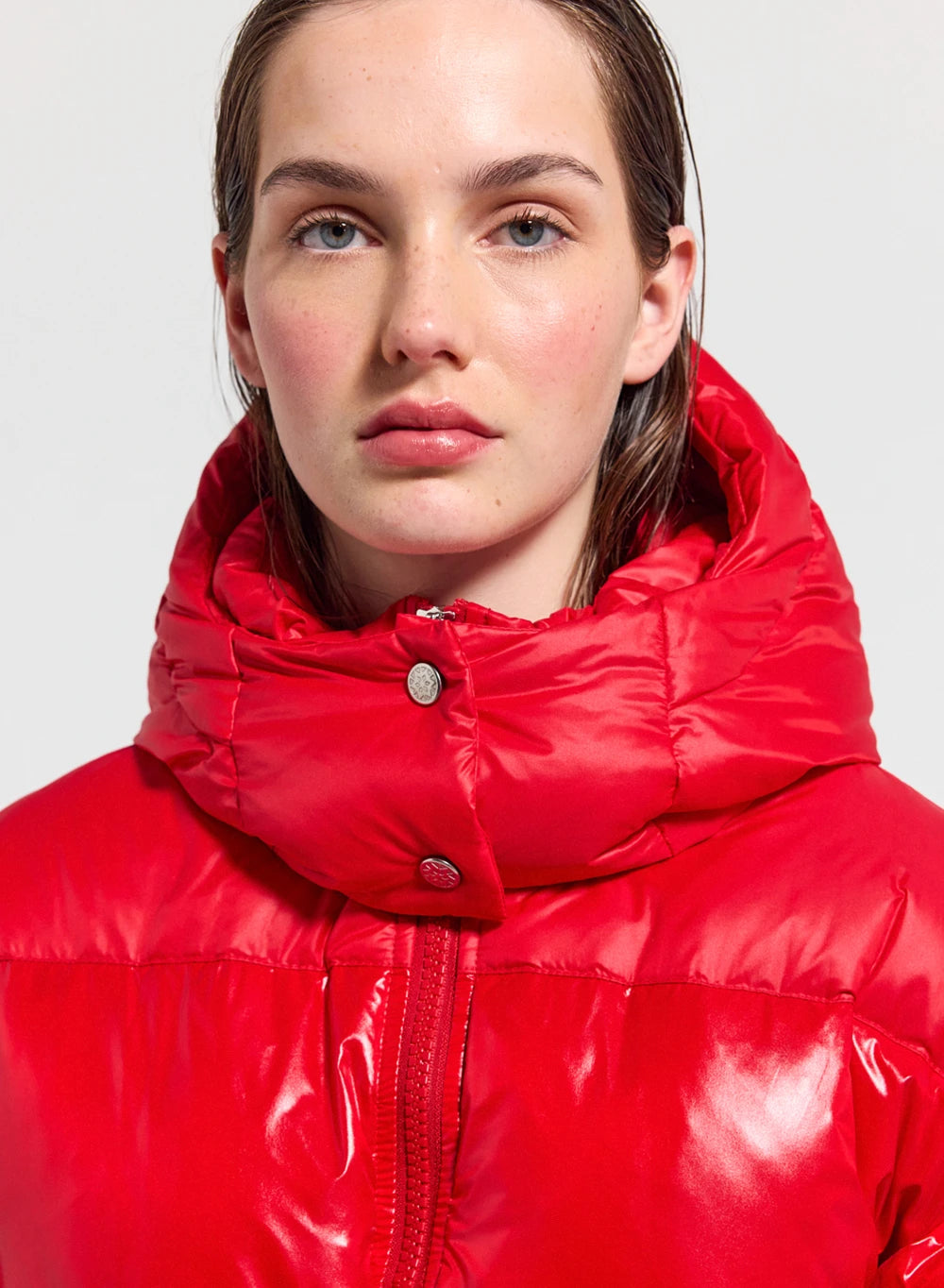 Doudoune brillante à capuche femme Pyrenex Alexa rouge