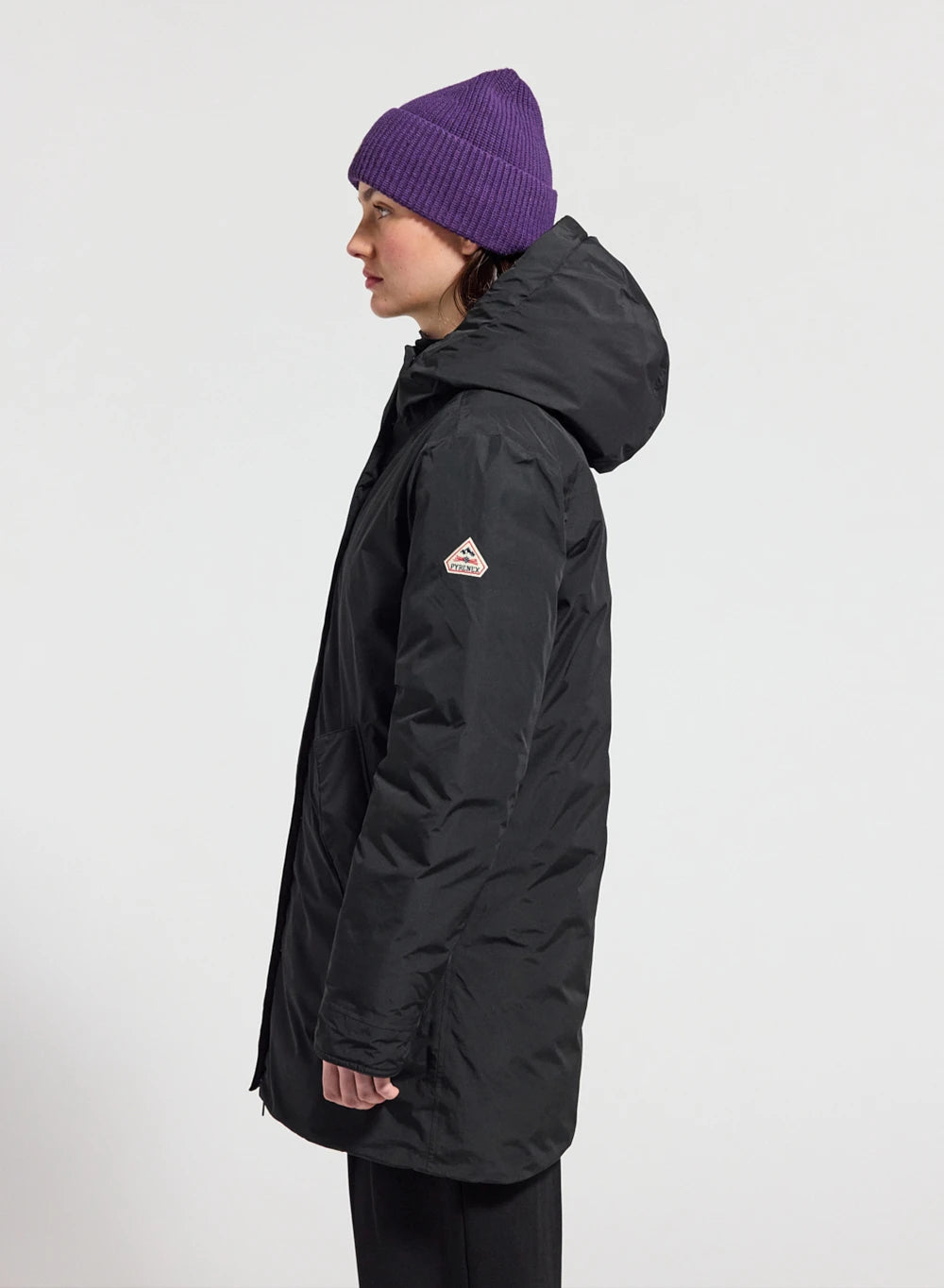 Pyrenex Easy women's black waterproof parka filled with natural down-3
