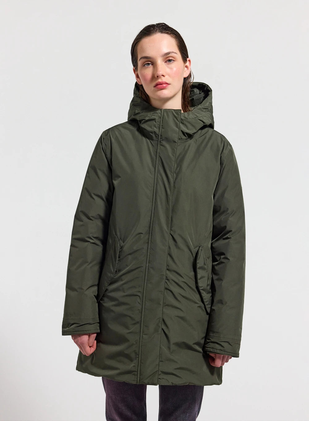 Parka imperméable femme Pyrenex Easy kaki en duvet naturel