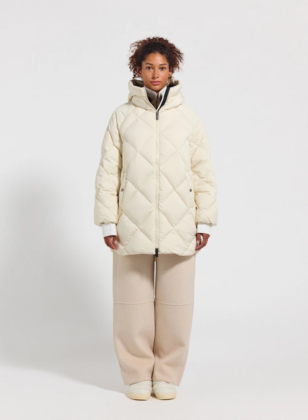 Doudoune longue à capuche femme Pyrenex Adele Parka blanche