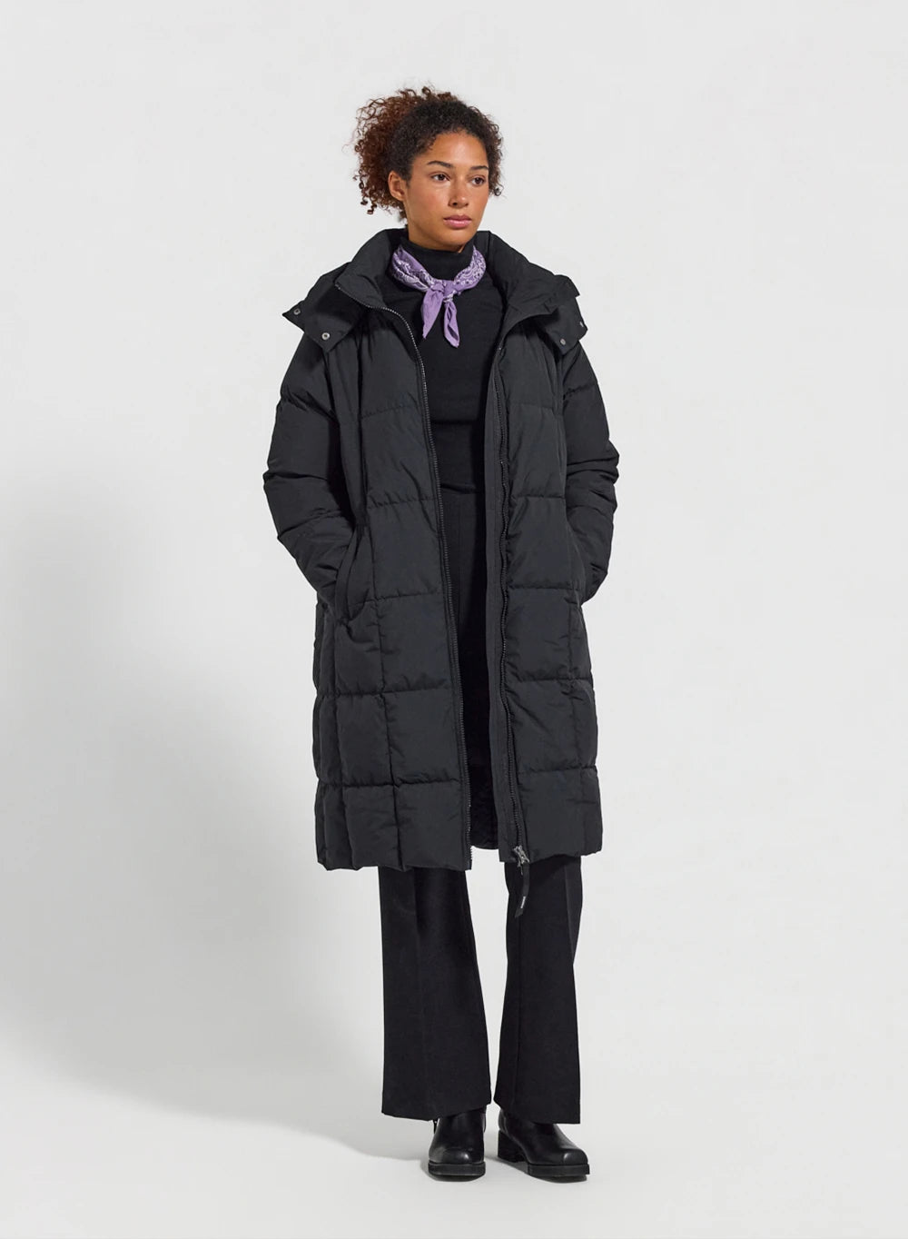 Doudoune hiver longue à capuche femme Mystery noire