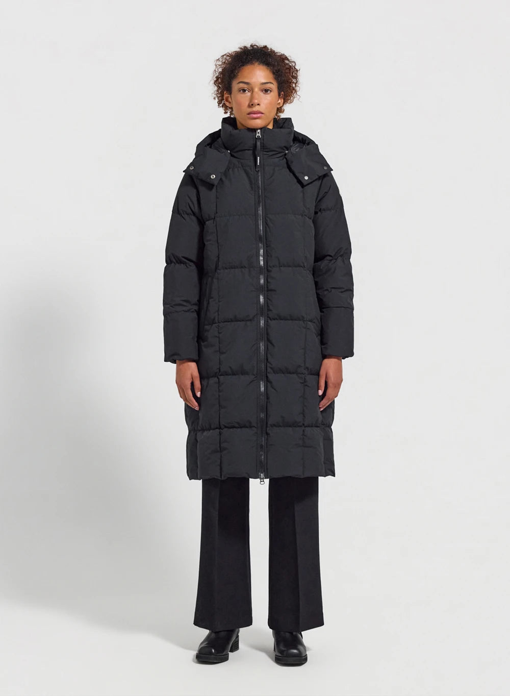Doudoune hiver longue à capuche femme Mystery noire