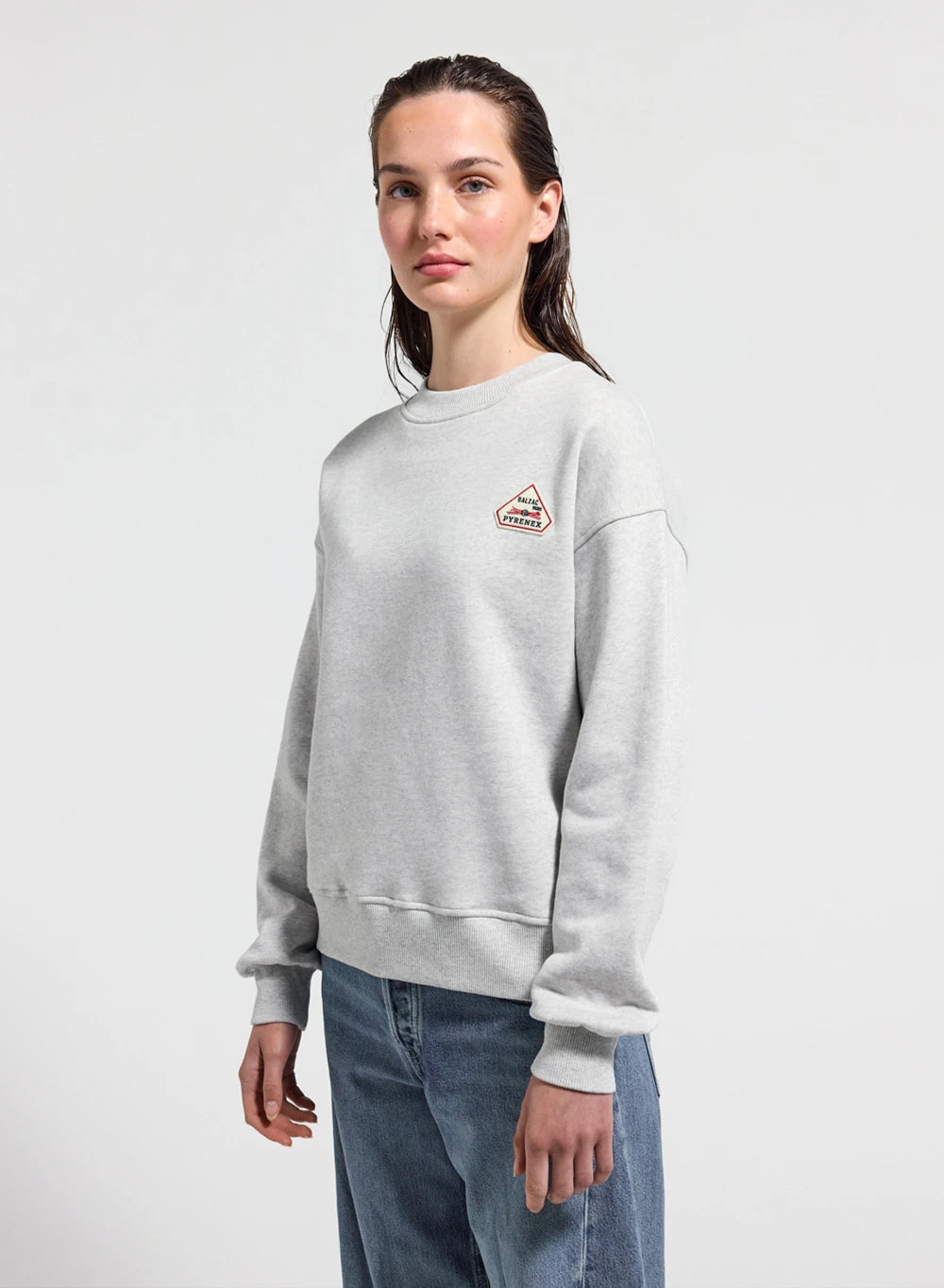 Sweat à col rond femme Pyrenex x Balzac Virgile gris clair