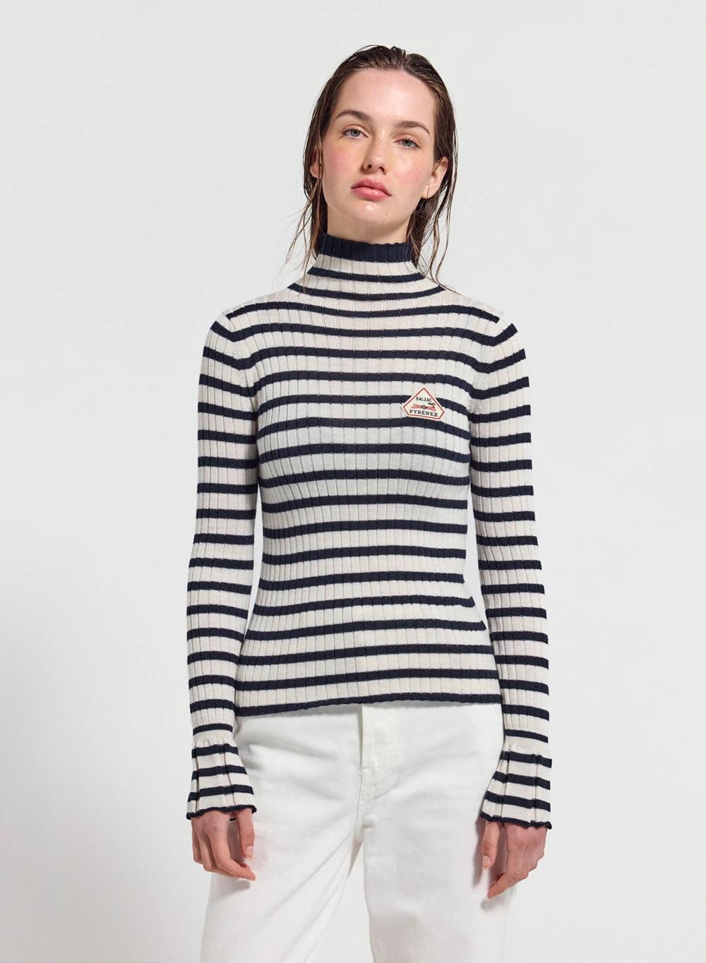 Pull col roulé femme Pyrenex x Balzac Anouk à rayures beige et bleu marine