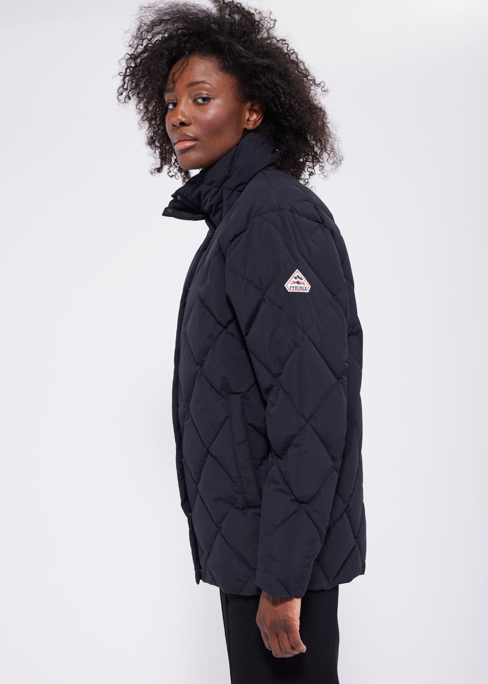 Doudoune mi-longue femme Pyrenex Valley en duvet naturel Noire