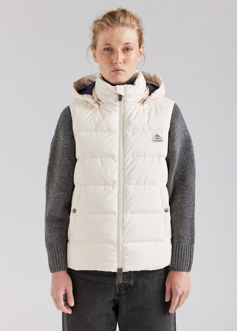 Pyrenex Spoutnic ärmellose Daunenjacke für Damen mit abnehmbarer Kapuze, Kreide-1