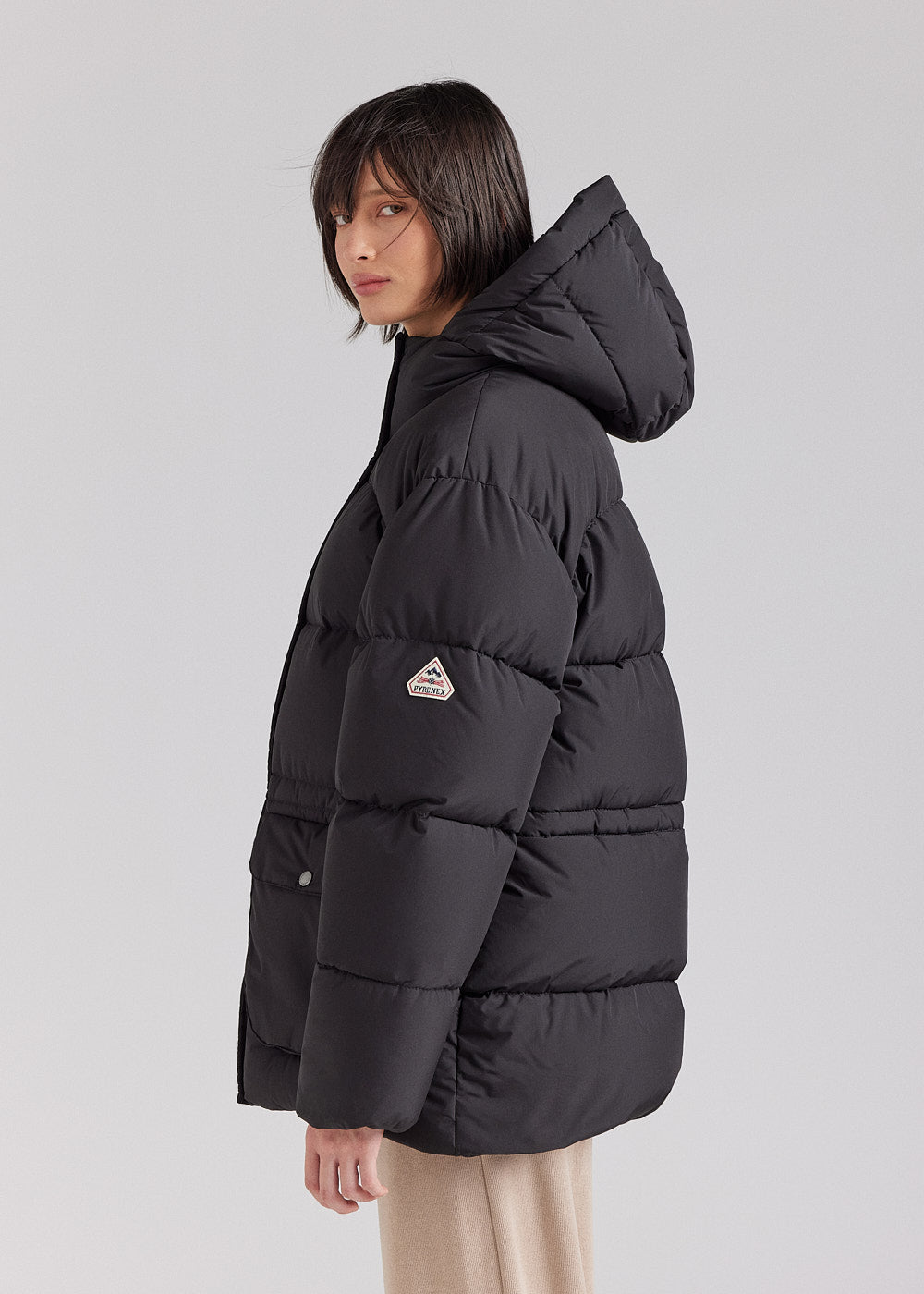 Warme Daunenjacke mit Kapuze für Damen Pyrenex Adeline schwarz-3