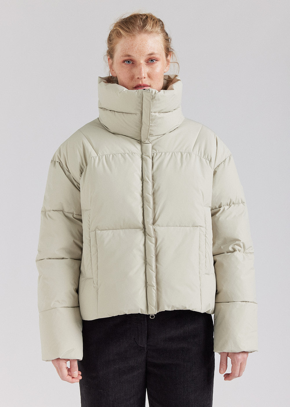 Pyrenex Harmonie Crop Willow Grey Women's Short Down Jacket-1