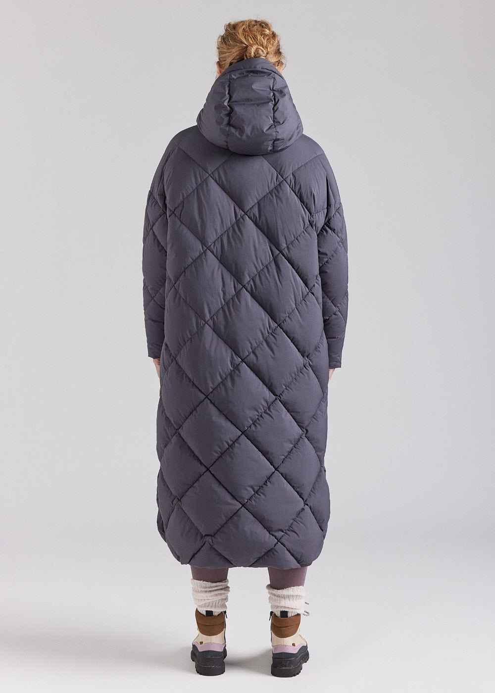 Langer Damenmantel aus Naturdaunen Pyrenex Adele Coat grau-5