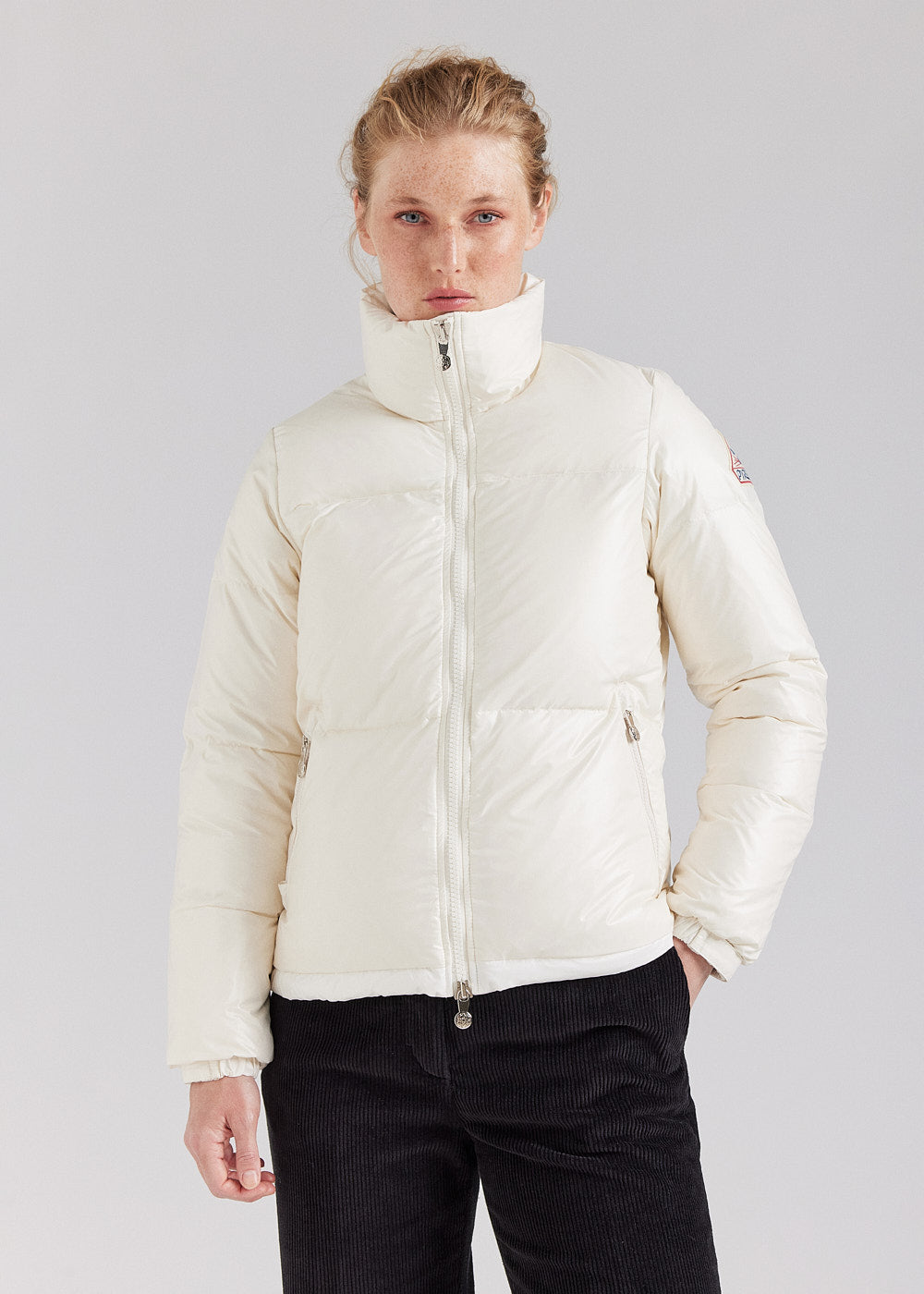 Pyrenex Goldin Chalk Women's Short Shiny Down Jacket-1