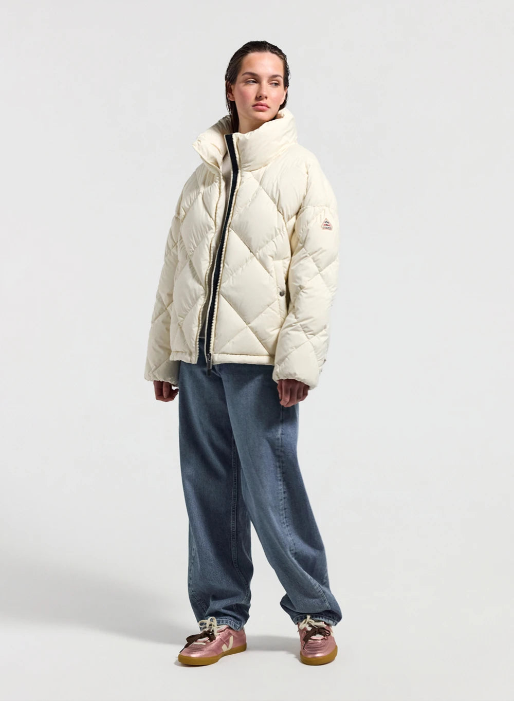 Doudoune oversize femme Pyrenex Adele avec col enveloppant blanche-2