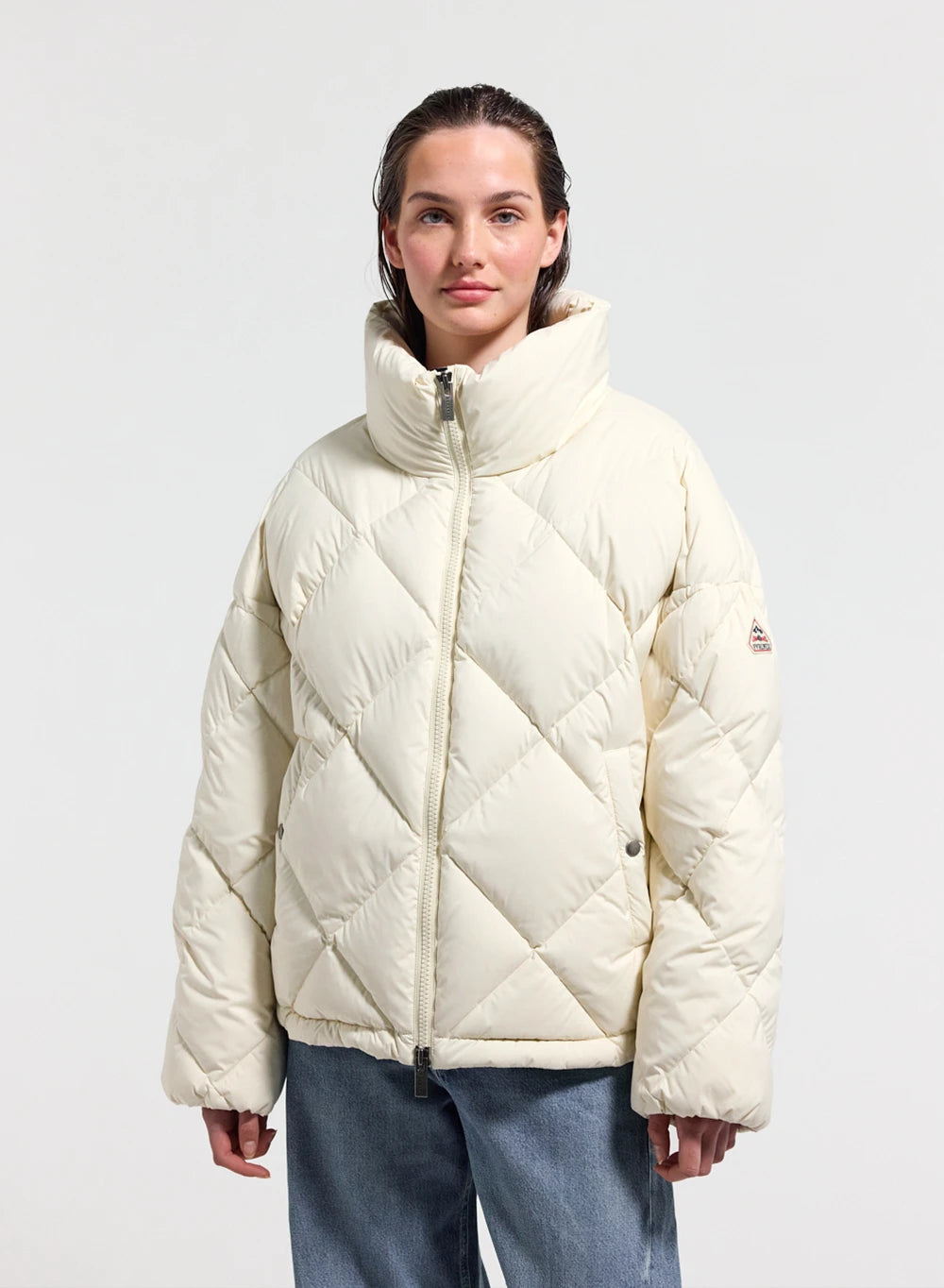 Doudoune oversize femme Pyrenex Adele avec col enveloppant blanche-1