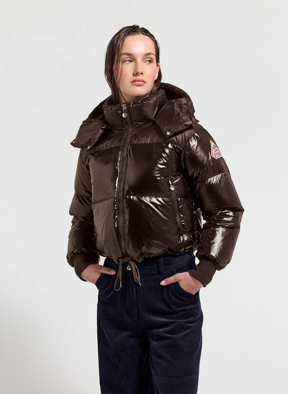 Kurze Daunenjacke mit Kapuze für Damen Pyrenex Altic braun