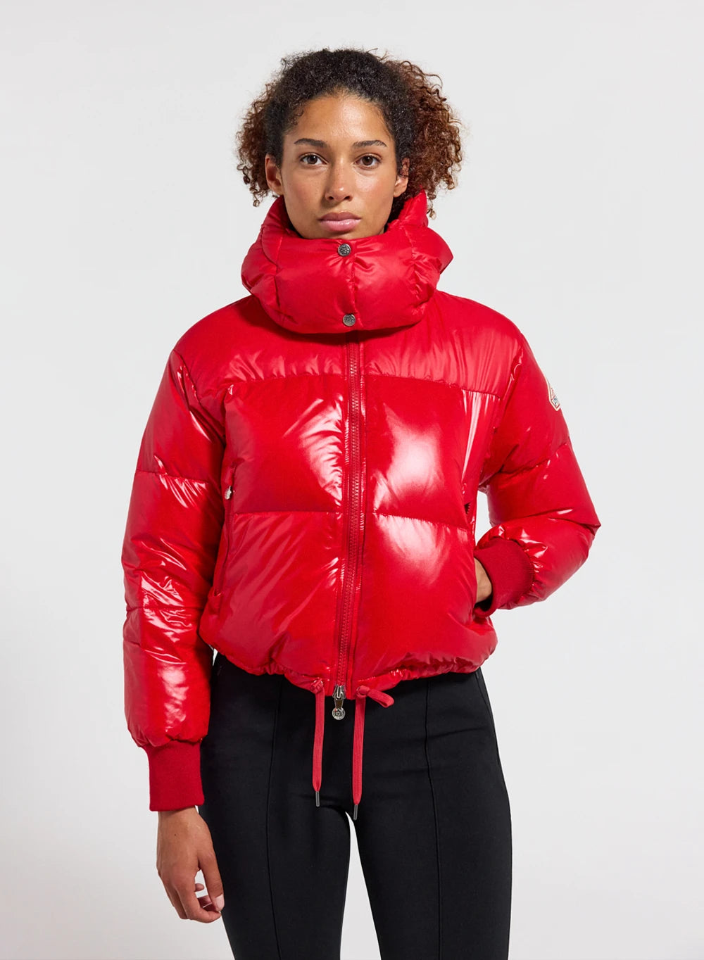 Doudoune courte à capuche pour femme Pyrenex Altic rouge