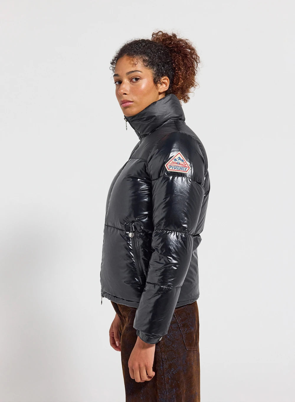 Doudoune courte et brillante pour femme Pyrenex Goldin noire-3