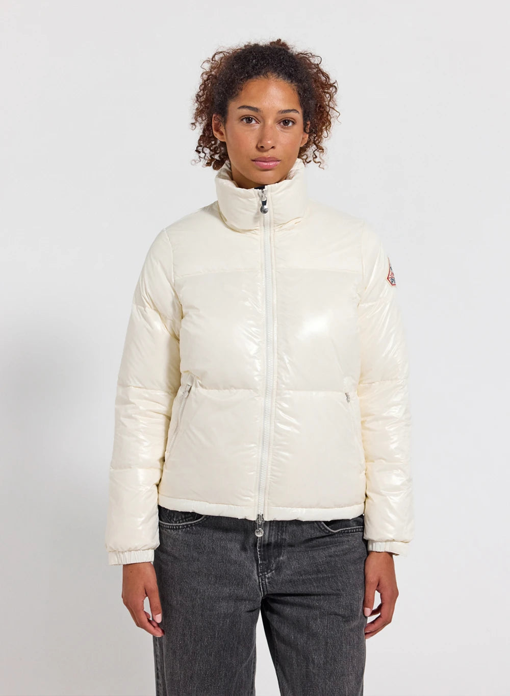 Doudoune courte et brillante pour femme Pyrenex Goldin blanche