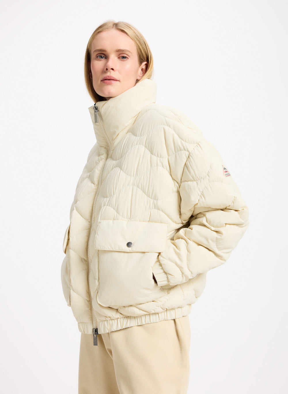 Doudoune courte bomber Pyrenex Enola crème-4