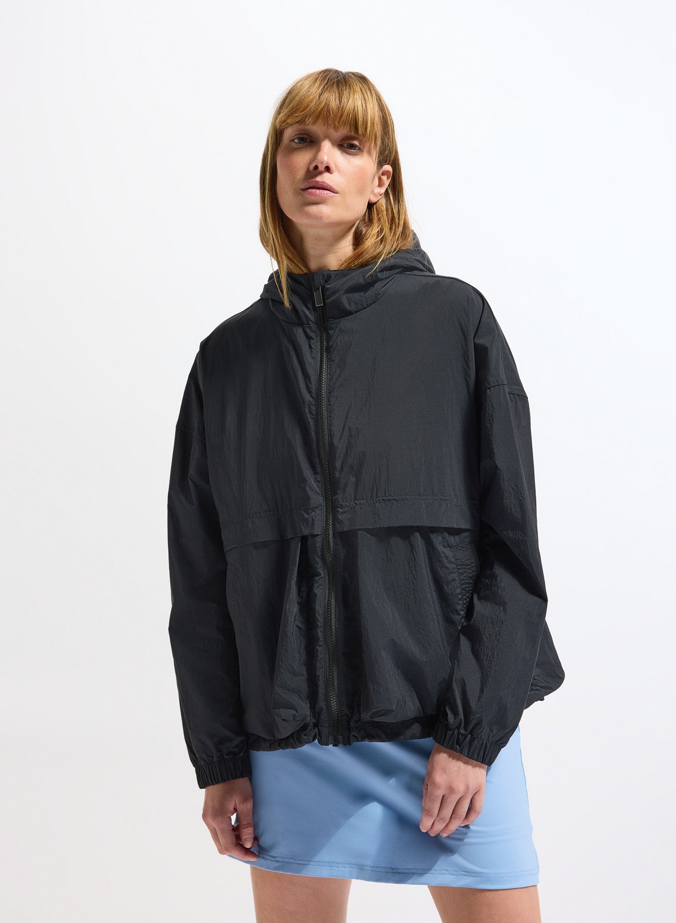 Coupe-vent court femme en tissu recyclé Pyrenex Yoko Black