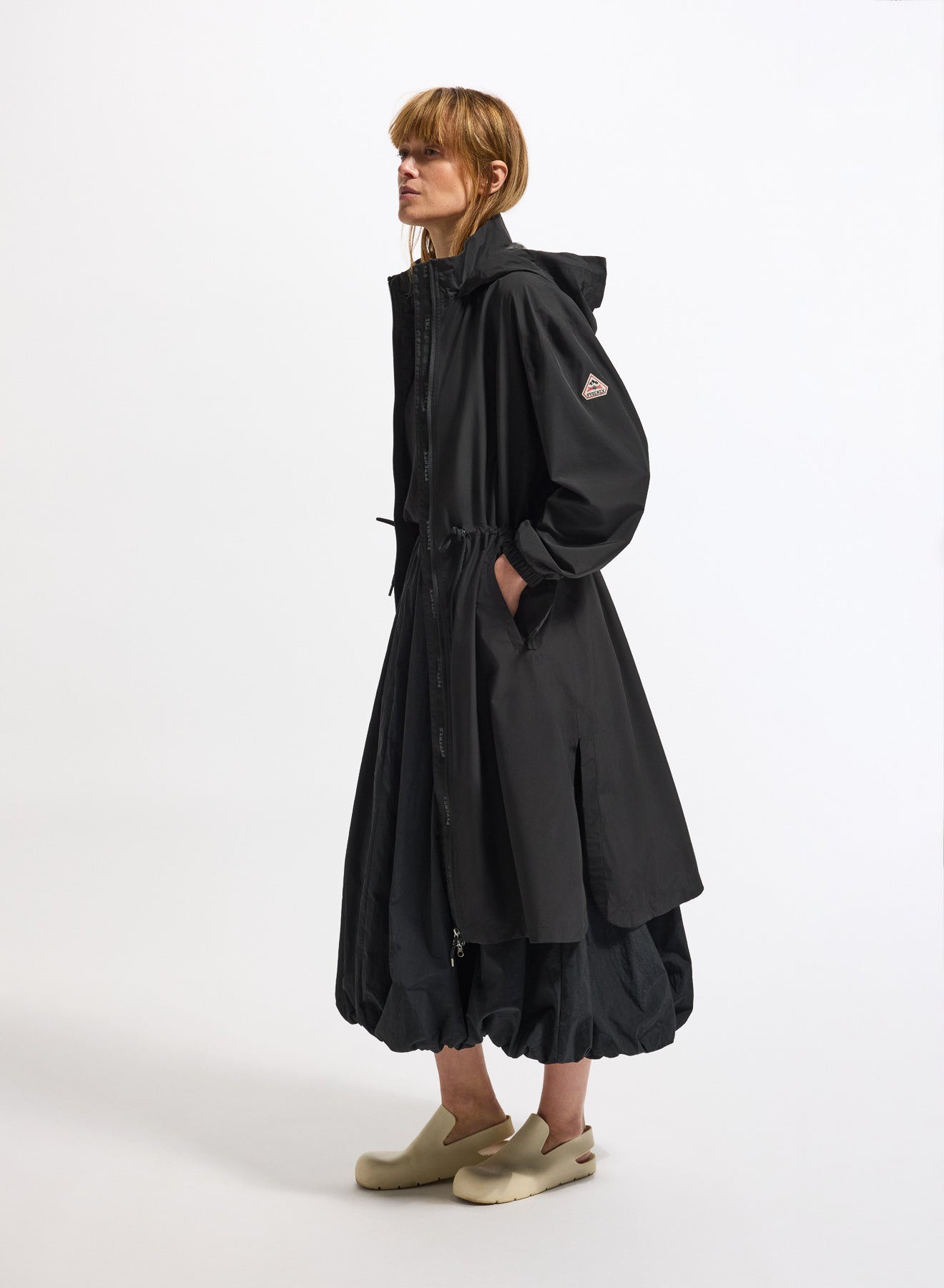 HWZ005P 0009BLACK 1 GEMME 1