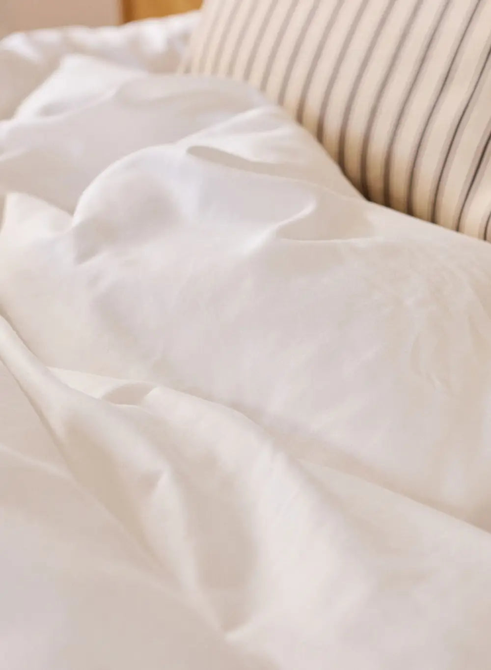 Housse de couette Lily unie blanche en coton et TENCEL™ Lyocell