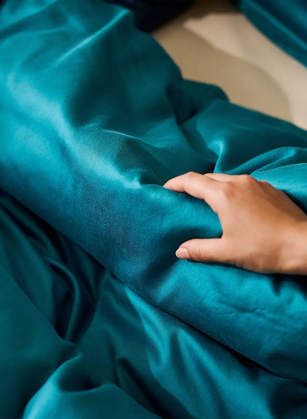 Bettbezug Lily uni in Pfauenblau aus Baumwolle und TENCEL™ Lyocell-2