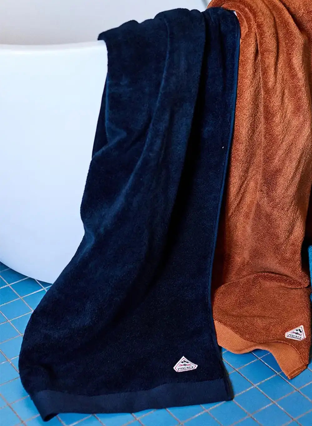 Maxi drap de bain bleu foncé Hana