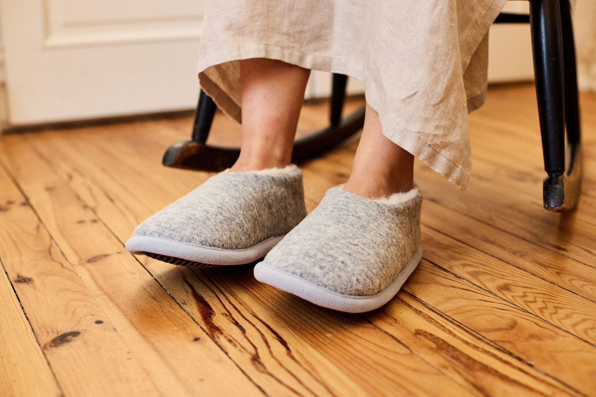 Chaussons 100% laine mérinos Solveig unisexe gris clair