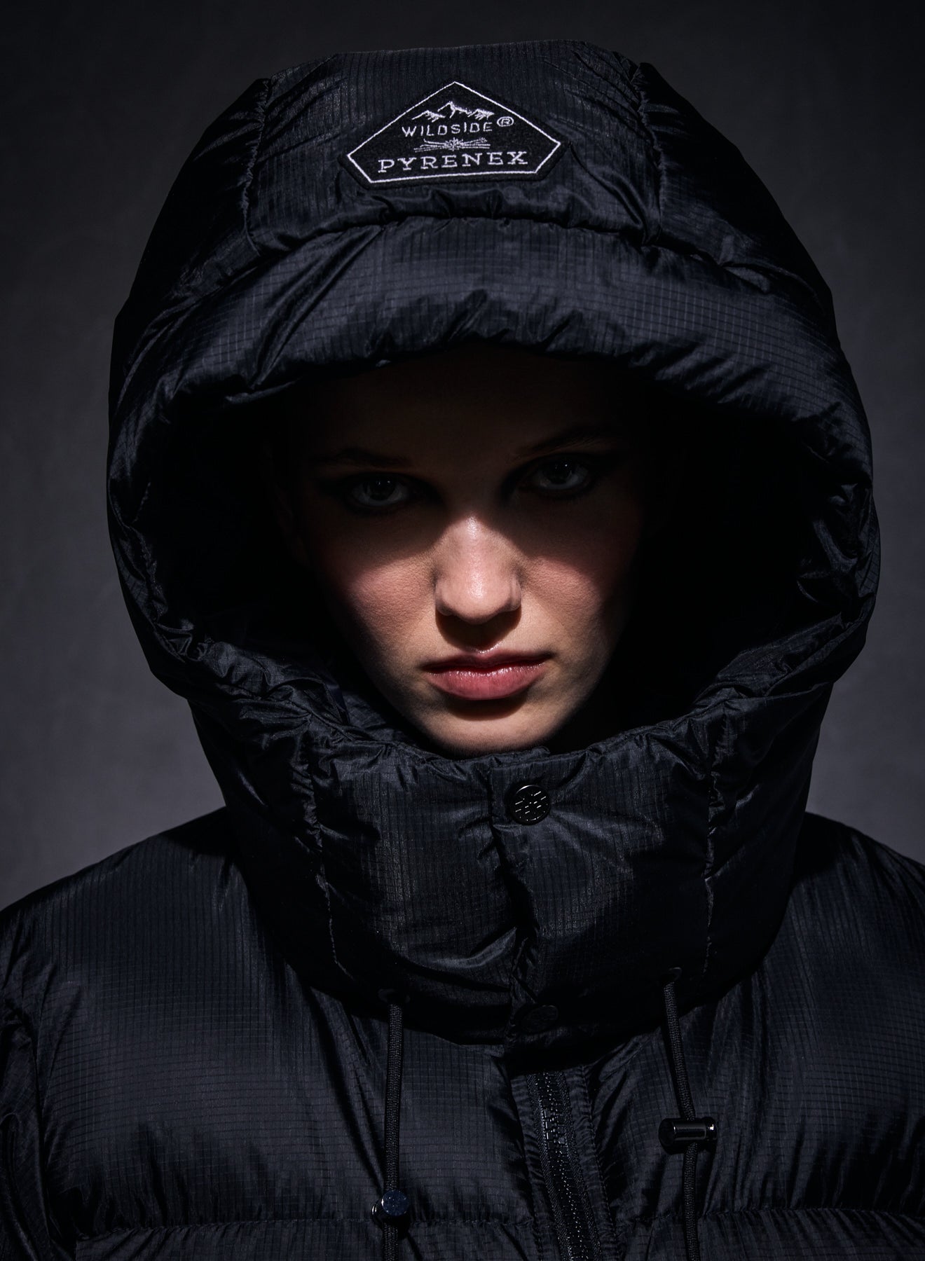 Shift Hooded Ripstop Pyrenex x Wildside unisex jacket in black(è